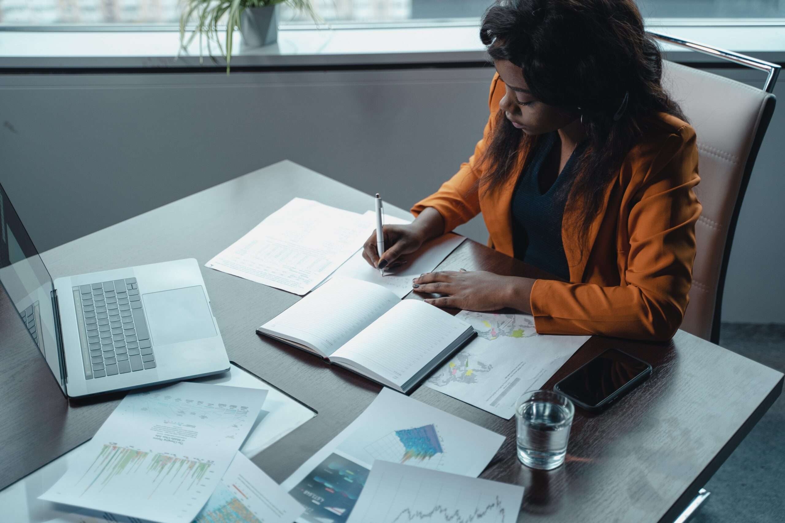 pexels tima miroshnichenko 5717306 scaled 1